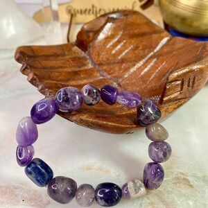 Purple Chevron Dream Amethyst Gemstone Nugget Bead Unisex Stretch Bracelet